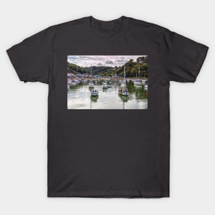 Lower Fishguard Harbour, Fishing Boats, Pembrokeshire T-Shirt